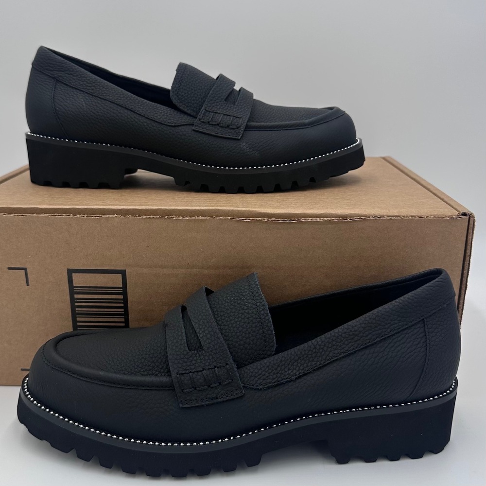 Vaneli Zayna Penny Loafers Womens 7.5 Black Pebbled Leather Lug Sole Beaded